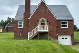 300 6th Ave, New Eagle, PA 15067 - Photo 1
