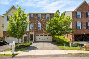 8010 Hinsdale Ln, South Fayette, PA 15057 - Photo 1