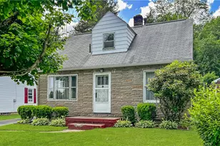 520 Joffre St, Ellwood City, PA 16117 - Photo 1