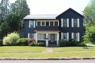 400 E Butler St, Mercer Boro, PA 16137 - Photo 1