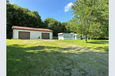140 Shady Tree Ln, Clay Township, PA 16001 - Photo 1