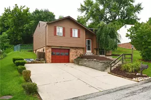 4095 Overlook St, South Park, PA 15129 - Photo 1