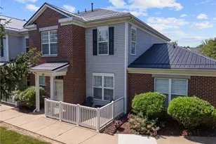 1005 Sonie Dr, Ohio Township, PA 15143 - Photo 1