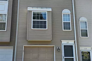 107 Palace Ct, Pittsburgh, PA 15227 - Photo 1