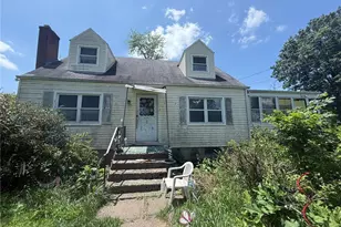 2425 Degenhardt Rd, Hampton, PA 15044 - Photo 1