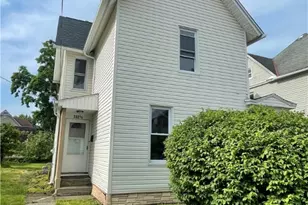 332 Shaw St, New Castle, PA 16101 - Photo 1