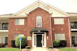 900 Hidden Ridge Ct, South Park, PA 15129 - Photo 1