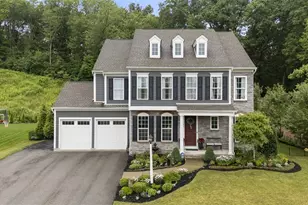 140 Overbrook Dr, Cranberry Township, PA 16066 - Photo 1