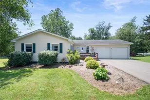 817 E Jamestown Rd, Greene Township, PA 16134 - Photo 1