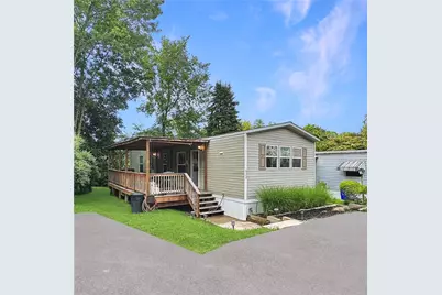 626 Newport Lane, Imperial, PA 15126 - Photo 1