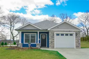 1053 Beaner Hollow Rd, Brighton Township, PA 15009 - Photo 1