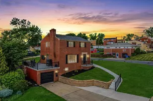 2035 Spring Hill Rd, Pittsburgh, PA 15243 - Photo 1