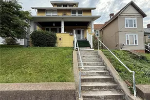 431 New York Ave, Rochester, PA 15074 - Photo 1