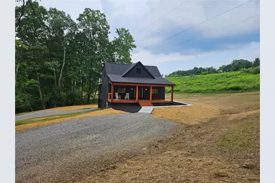 120 Spring Run Rd, Center Township, PA 16001 - Photo 1