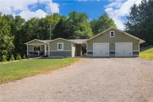 113 Betty Ln, Butler, PA 16002 - Photo 1