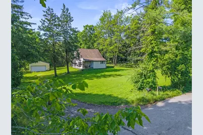 32 Spring Hill Ln, Shenango Township, PA 16101 - Photo 1