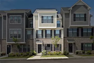 172 Marketplace Ave, Coraopolis, PA 15108 - Photo 1