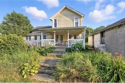 123 Constitution Blvd, Fredonia, PA 16124 - Photo 1