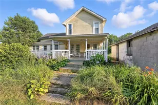 123 Constitution Blvd, Fredonia, PA 16124 - Photo 1