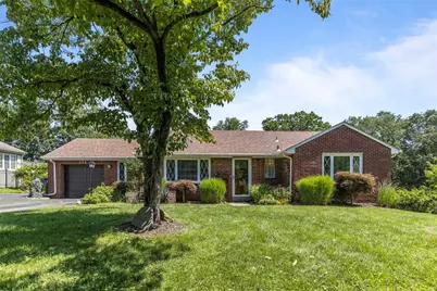 732 Rolling Green Dr., Bethel Park, PA 15102 - Photo 1