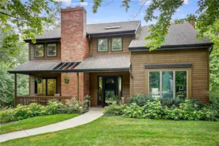 2621 Lansdale Dr, Pittsburgh, PA 15090 - Photo 1