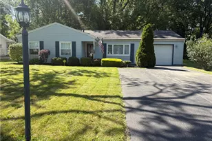 905 Clarksville Rd, Hermitage, PA 16148 - Photo 1