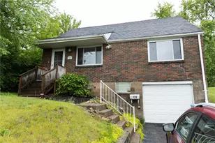 128 Pheasant Dr, Pittsburgh, PA 15235 - Photo 1