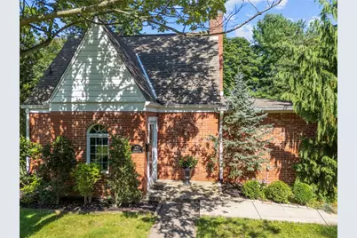 371 Highland Rd, Pittsburgh, PA 15235 - Photo 1