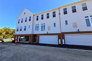 903 Vaughn Ln, Cranberry Township, PA 16066 - Photo 1