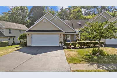 102 Westminster Dr, Ross Twp, PA 15229 - Photo 1