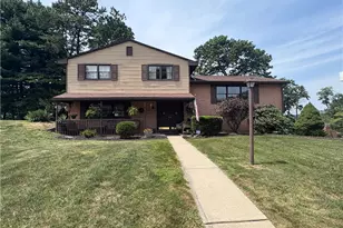 5000 Holly Ct, Murrysville, PA 15668 - Photo 1