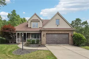 135 Hunter Dr, Cranberry Township, PA 16066 - Photo 1