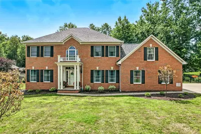 3840 Amhurst Dr, Hermitage, PA 16148 - Photo 1