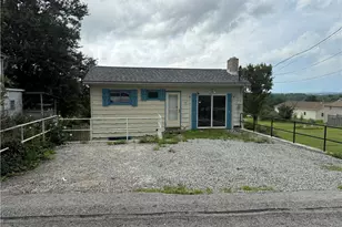 116 Kingston St, Unity Township, PA 15650 - Photo 1