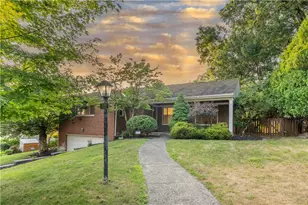 1727 Holly Ln, Pittsburgh, PA 15216 - Photo 1