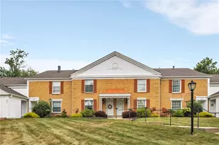 1825 Foxcroft Ln, Pittsburgh, PA 15101 - Photo 1