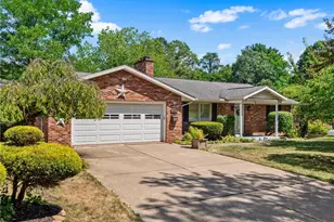 494 Angela Dr, Aliquippa, PA 15001 - Photo 1