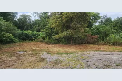 1305 Tuscarawas Rd, Brighton Township, PA 15009 - Photo 1