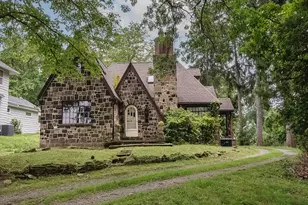 1210 Anderson Rd, Pittsburgh, PA 15209 - Photo 1