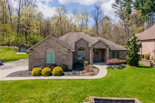 473 Hickory Ln, Chartiers, PA 15342 - Photo 1