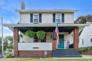 610 North St, Ellwood City, PA 16117 - Photo 1