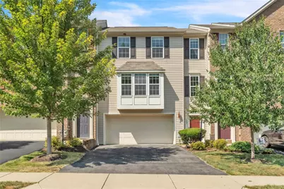 305 Broadstone Dr, Adams Township, PA 16046 - Photo 1