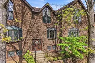 10098 Mansion Dr, Pittsburgh, PA 15044 - Photo 1