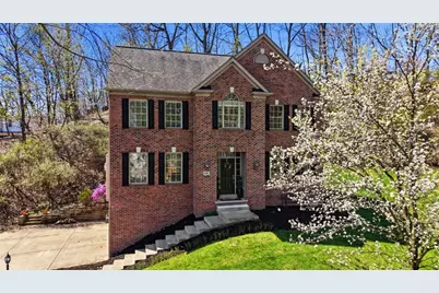 131 Glen Ln, Ross Twp, PA 15237 - Photo 1