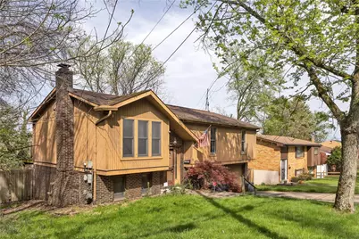 125 Shenandoah Dr, Pittsburgh, PA 15235 - Photo 1