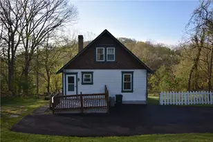 1008 S Rd, Pittsburgh, PA 15209 - Photo 1