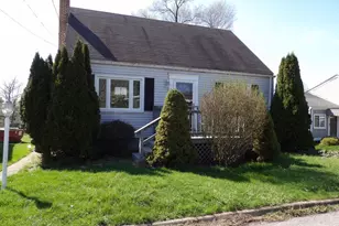 1821 W 8th St, Patterson Township, PA 15010 - Photo 1