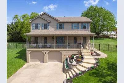 1000 Chinaberry Ct, Penn Twp, PA 15636 - Photo 1