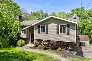 2813 Glenny Lane Extension, West Mifflin, PA 15122 - Photo 1