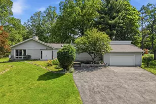 101 Buhlmont Dr, Leet Township, PA 15143 - Photo 1